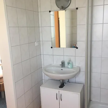 宾馆 Zum Stadtwald 罗滕曼