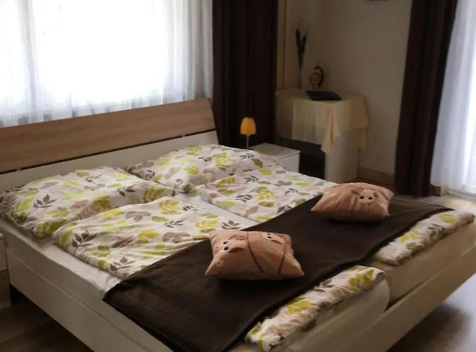 Inn Zum Stadtwald 3*