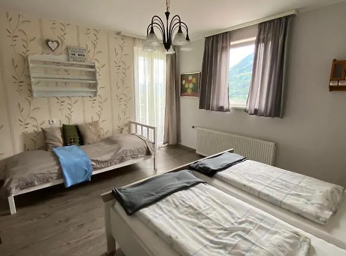 Zum Stadtwald Inn 3*